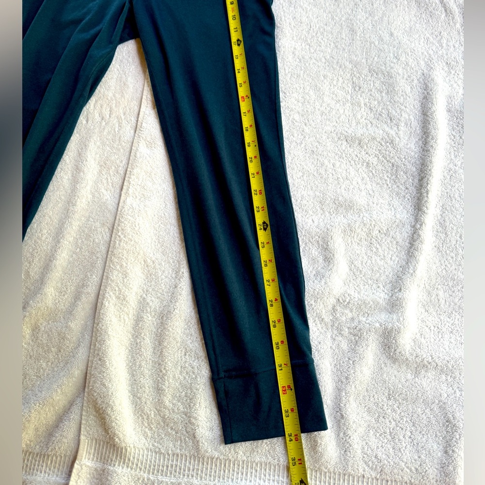 Patagonia Pack Out Joggers, size XS. Color blue.